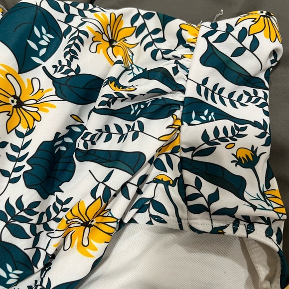 Maternity Swimsuit Two Piece Size L - Picture 3 of 6